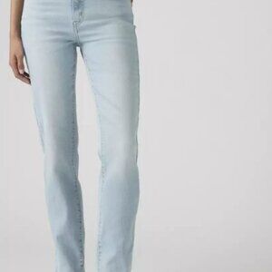 Levi's Women's Light blue 724 high rise Straight Leg Jeans waist 33